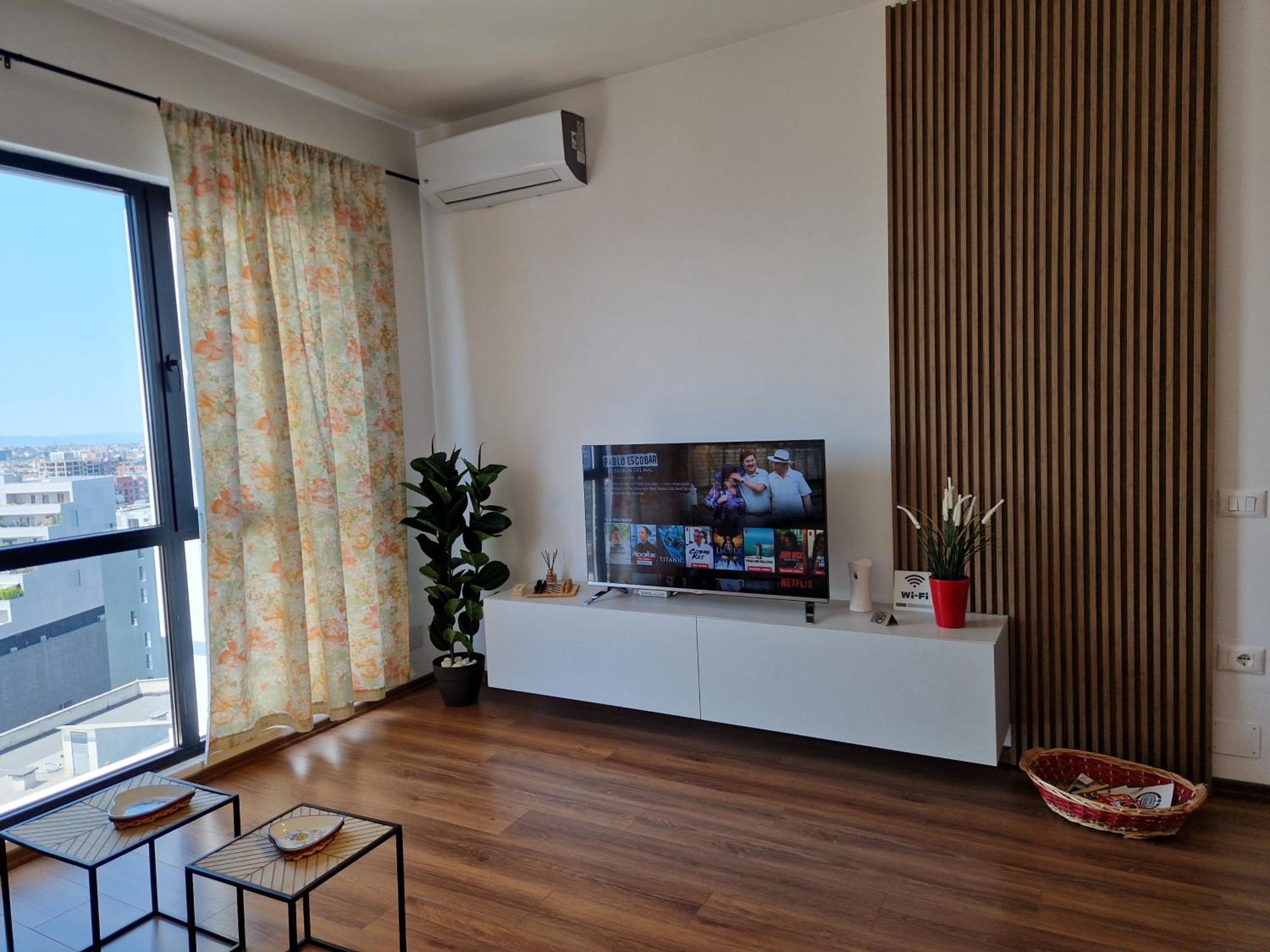 Red & White Palace Apartment Tirana Exterior photo