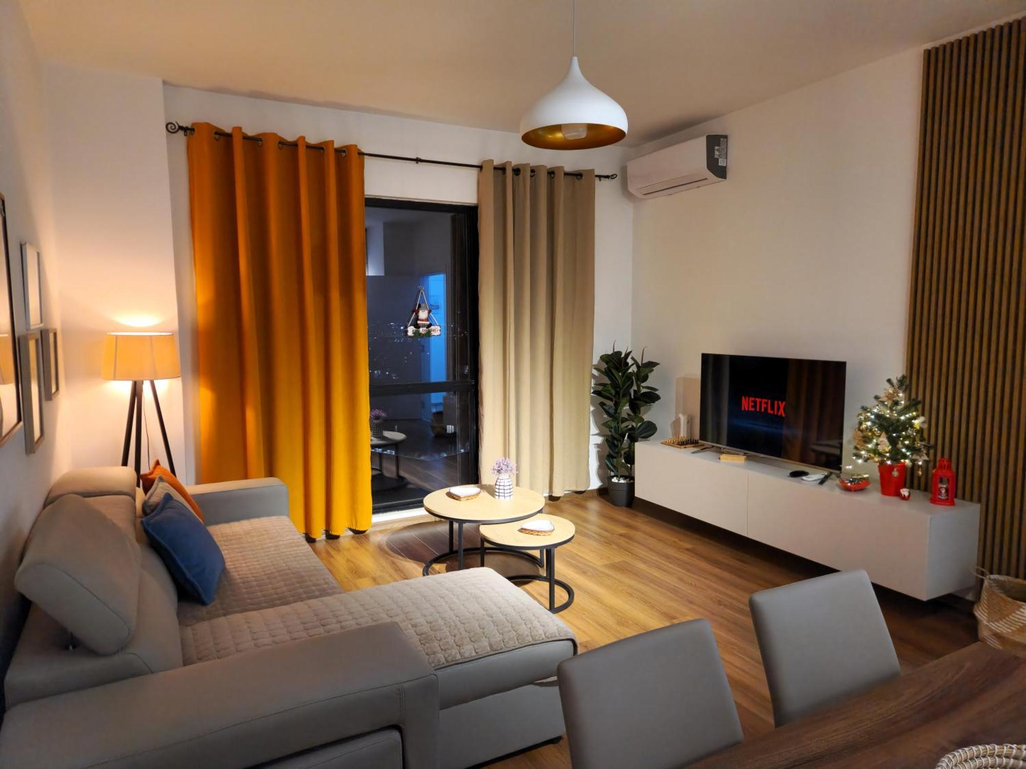 Red & White Palace Apartment Tirana Exterior photo